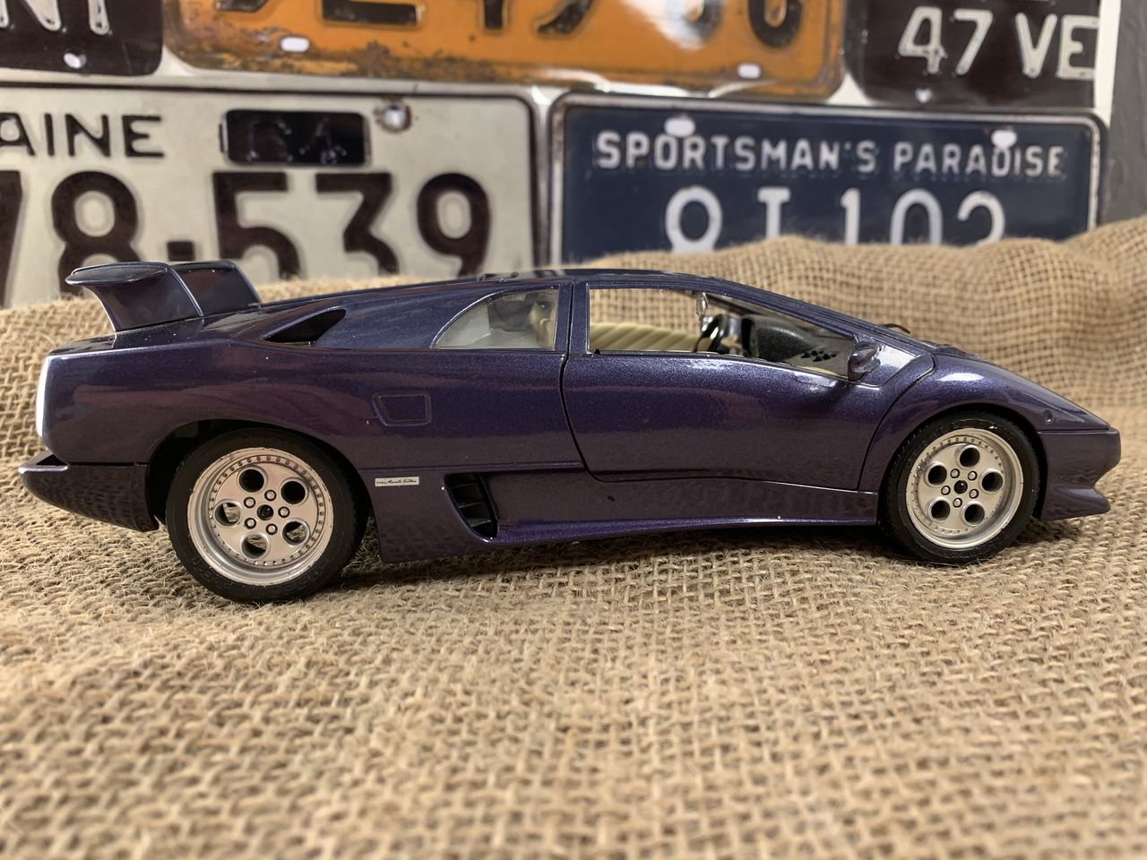 Модели Авто Большие 1:18 Металл Lamborghini