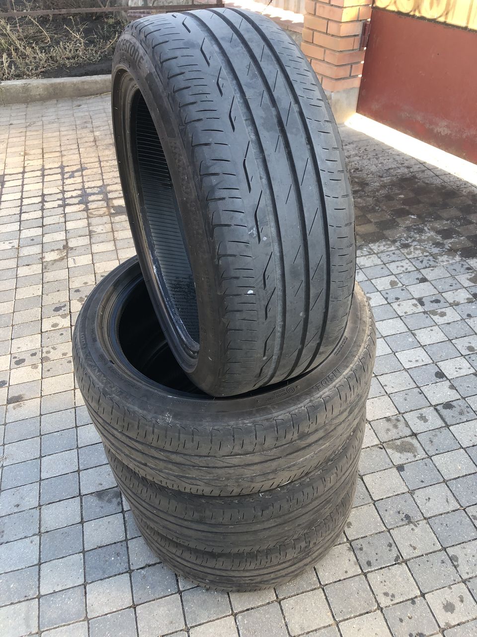 Шины Bridgestone 225/45r17