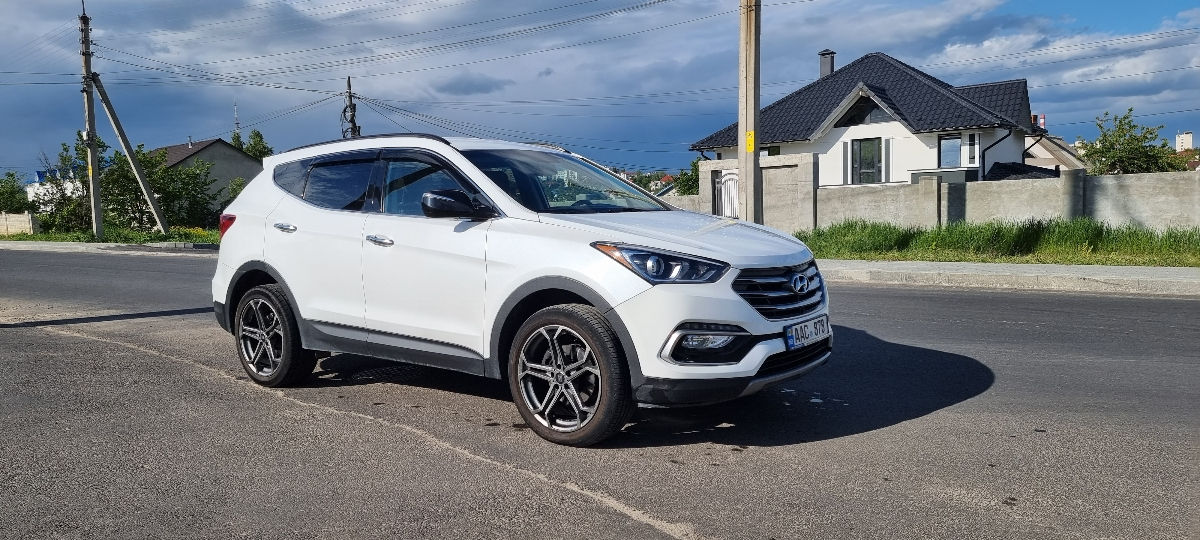 Hyundai Santa FE foto 0