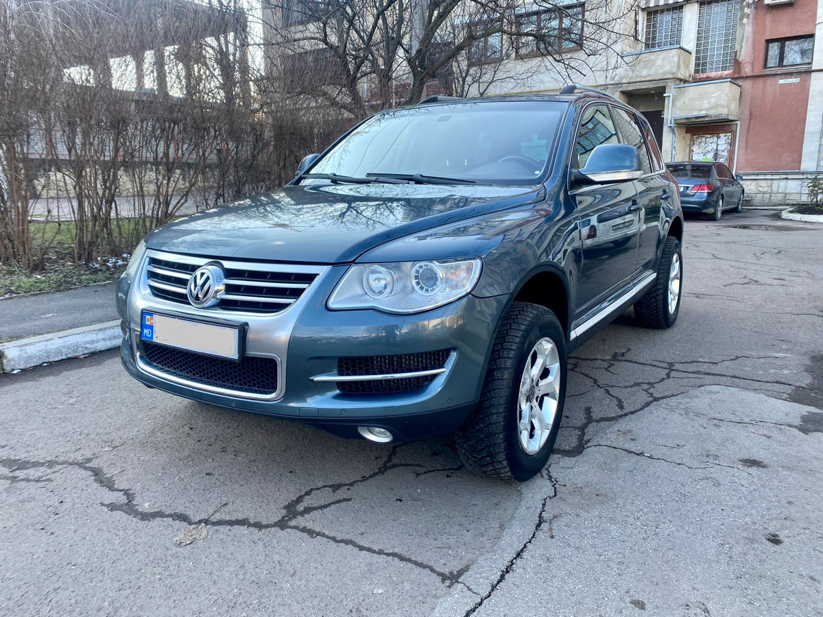 Volkswagen Touareg foto 2