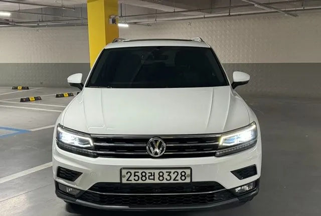 Volkswagen Tiguan foto 2