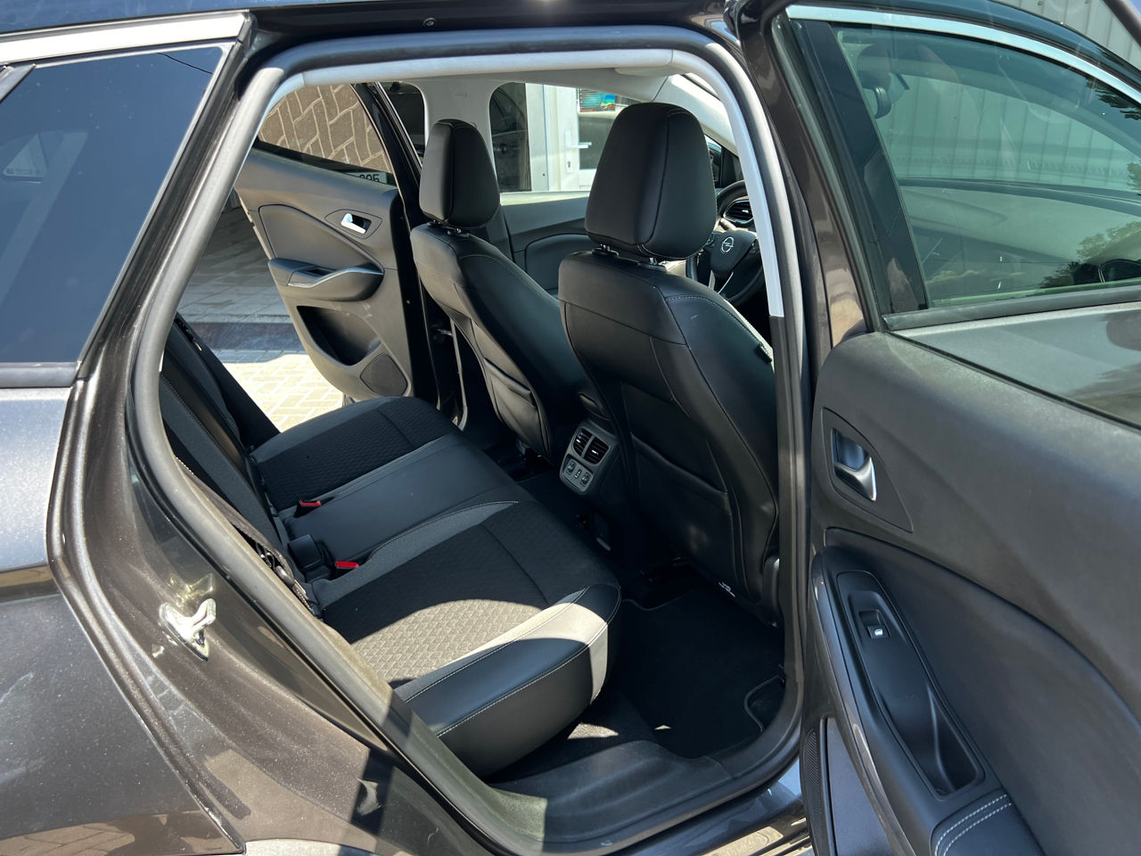 Opel Grandland X foto 14