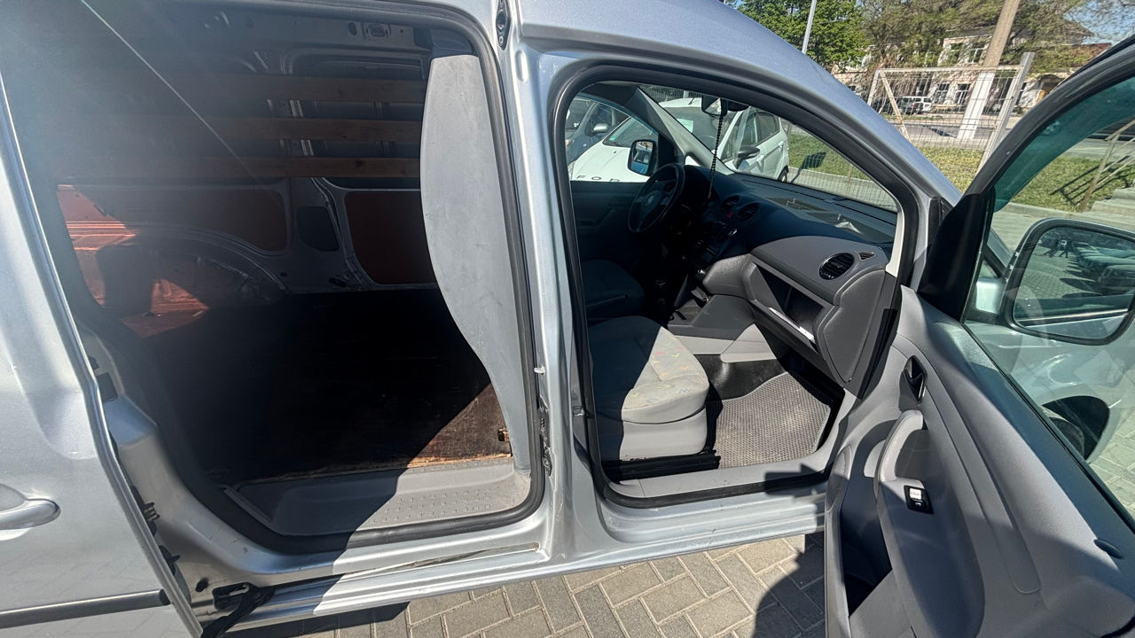 Volkswagen Caddy фото 10