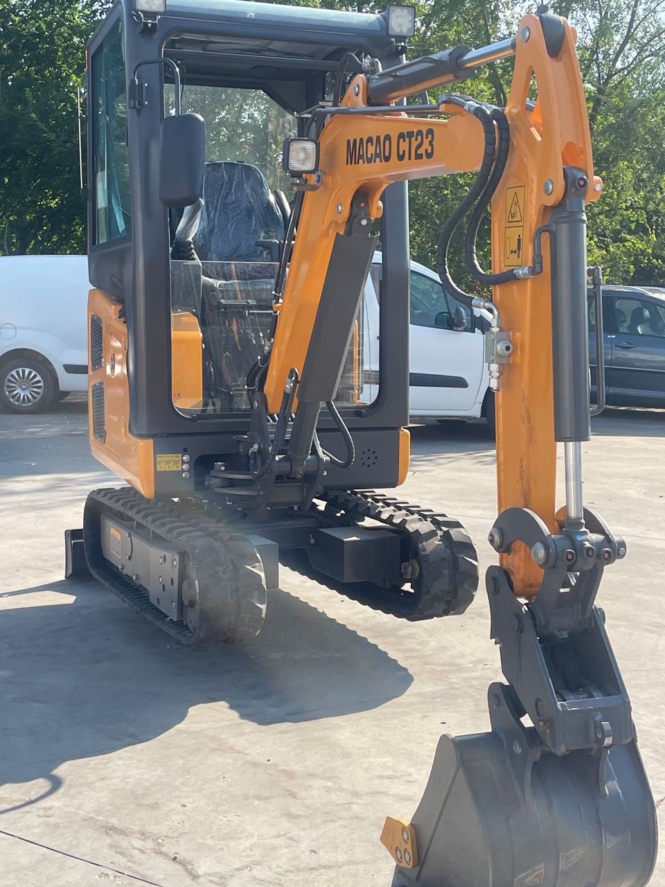Miniexcavator macao ct23  credit fără prima rată este în stoc foto 4