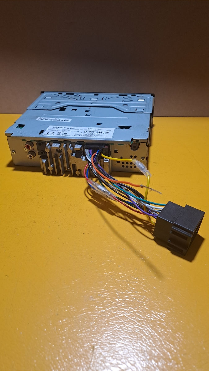 Pioneer deh-4800bt Radio Casetofon  фото 4