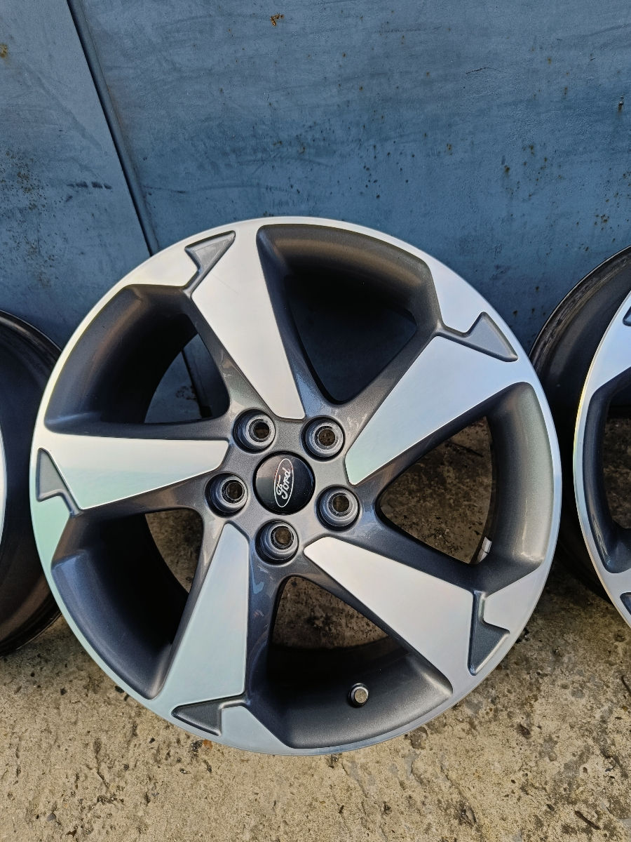 5x108 R17 Original Ford foto 3