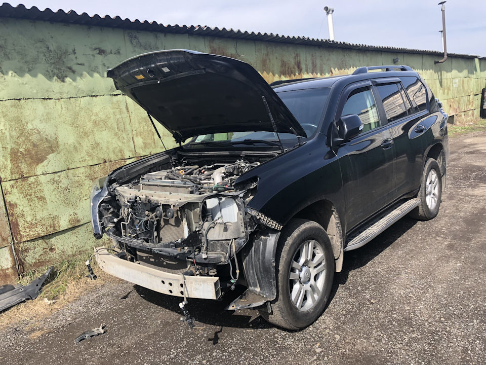Toyota Land Cruiser Prado фото 3