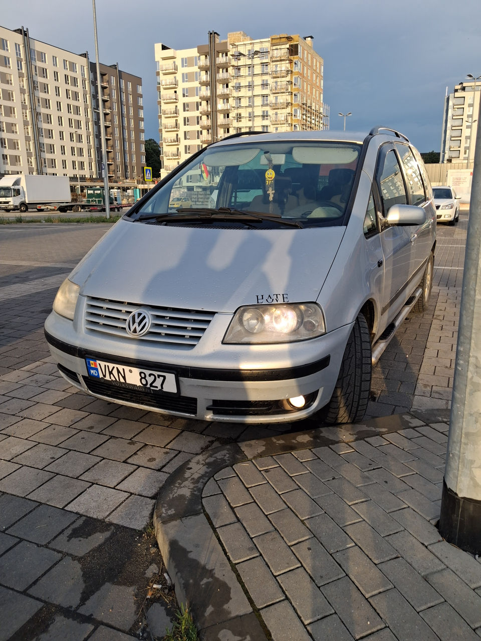 Volkswagen Sharan foto 2