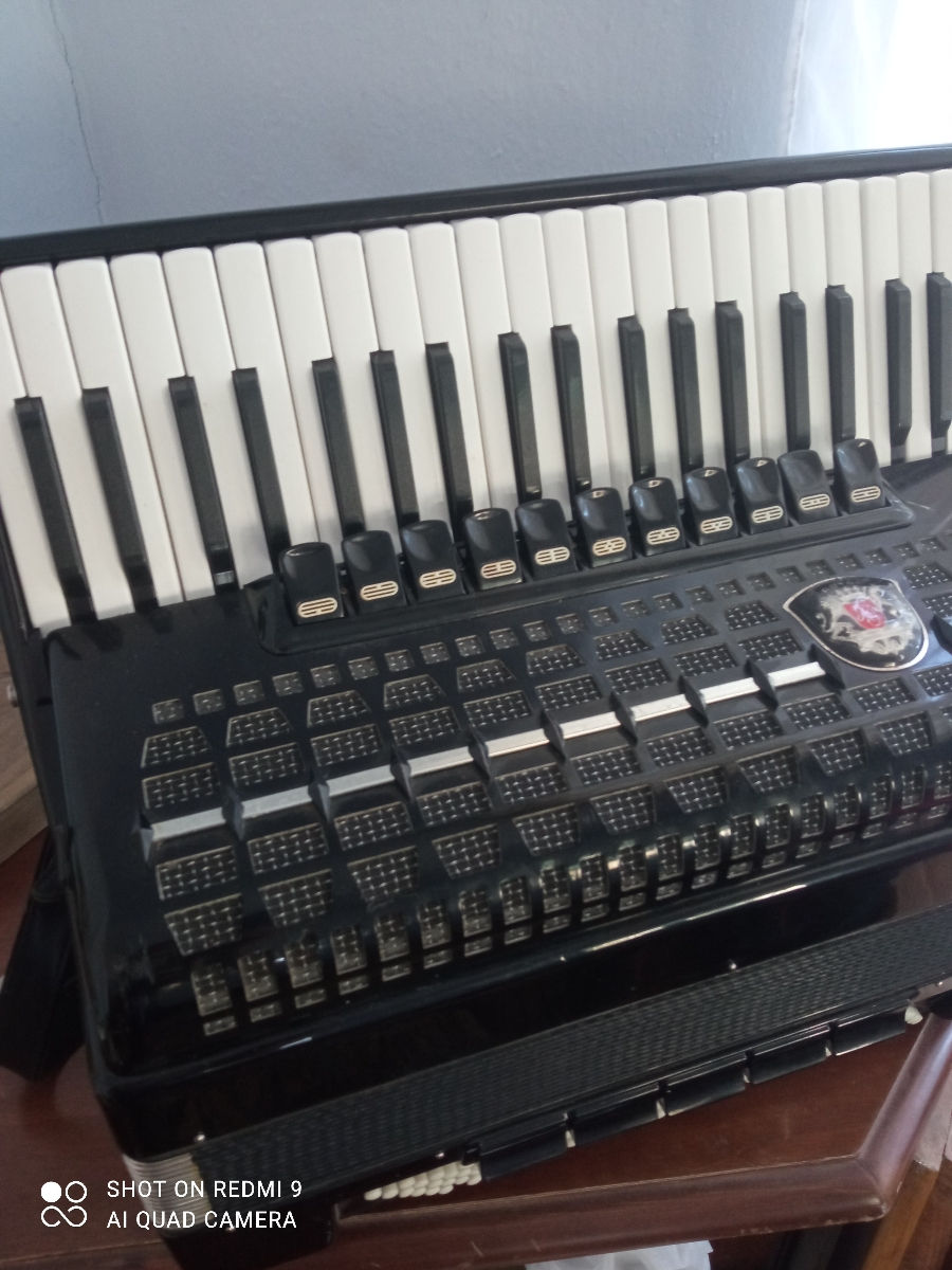 Acordeon Royal Standard  Meteor foto 0