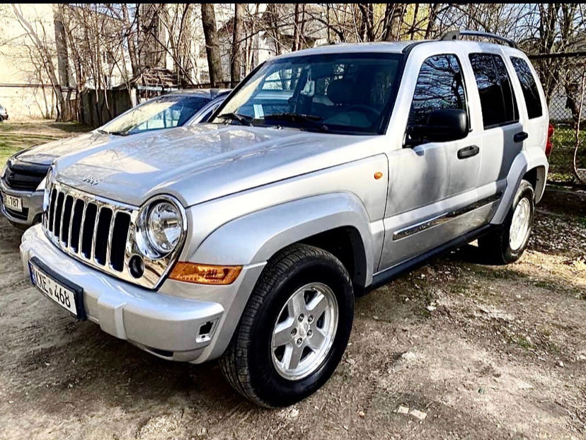 Jeep Cherokee foto 2