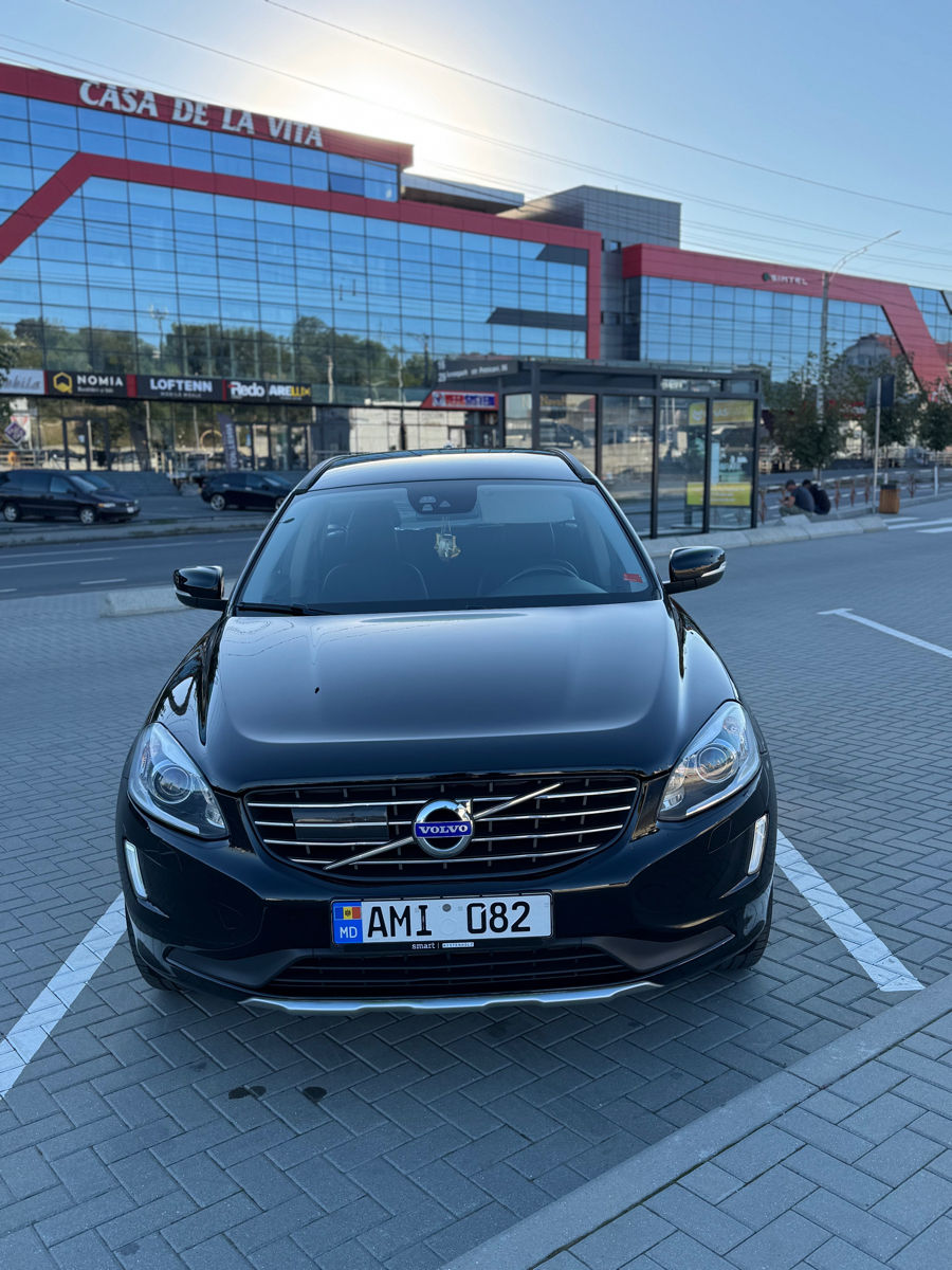 Volvo XC60 foto 0