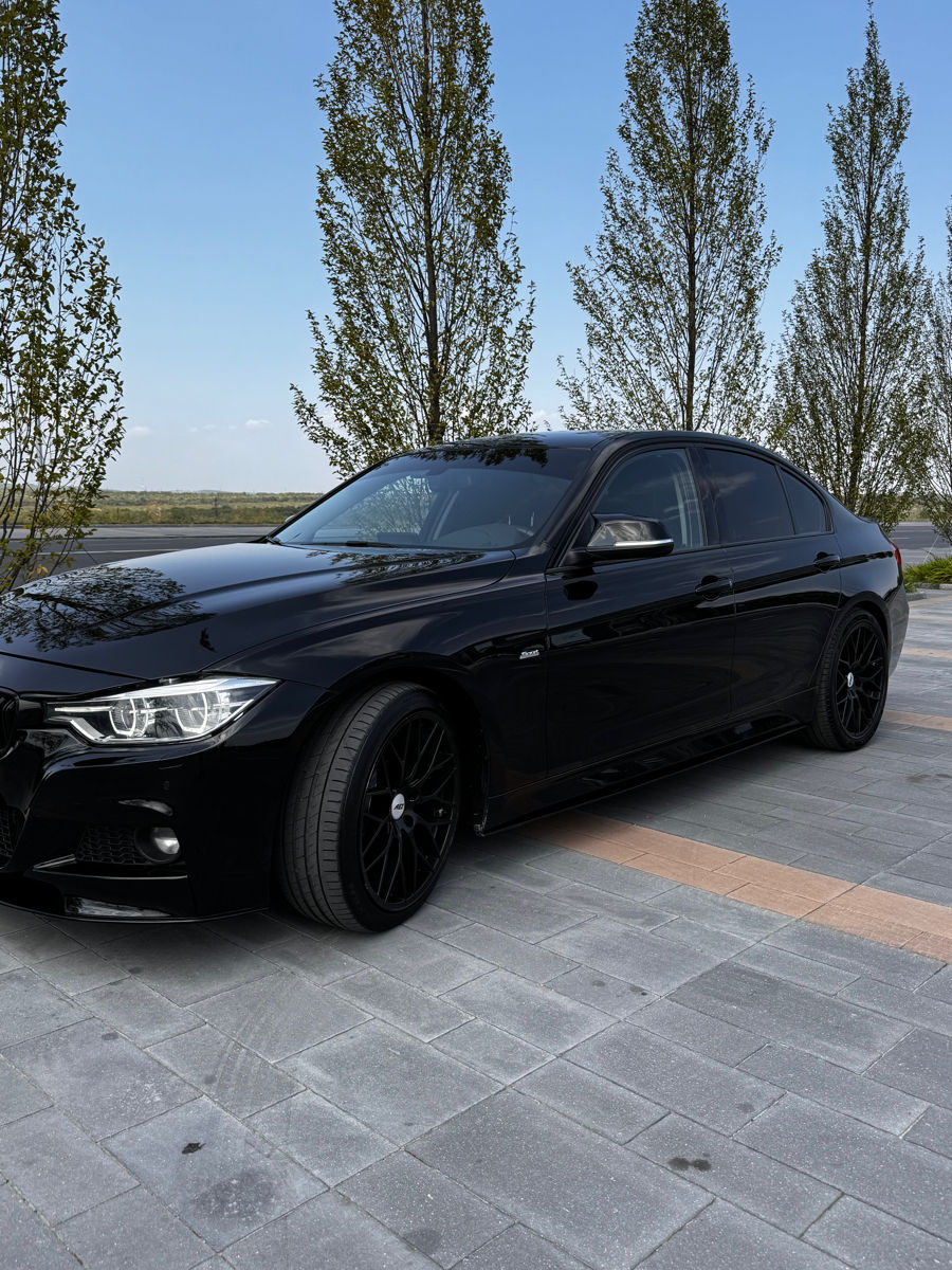 BMW 3 Series foto 5