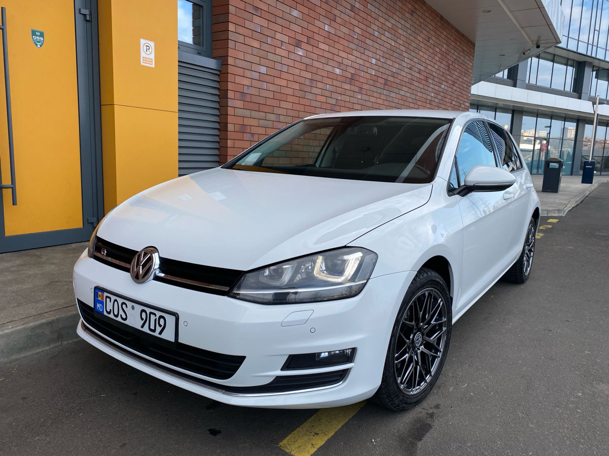 Volkswagen Golf foto 0