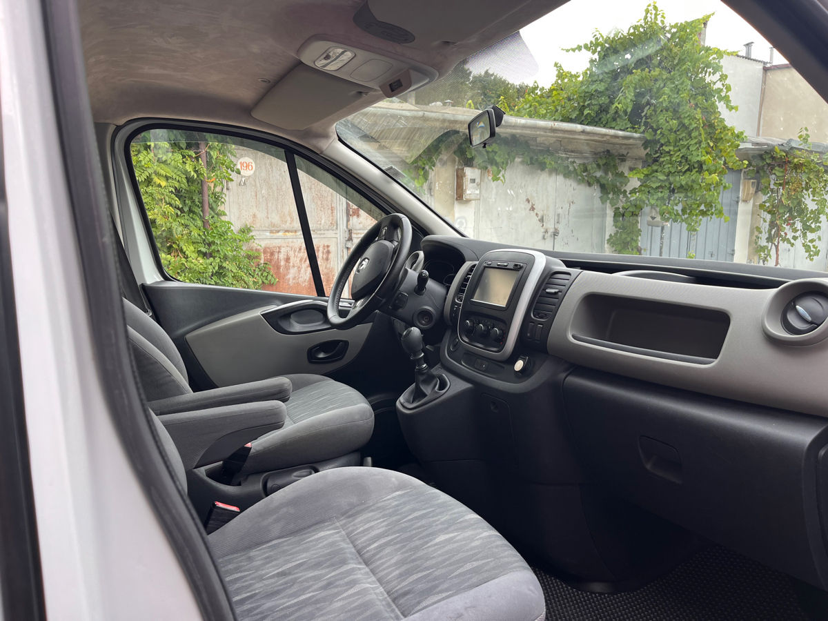 Renault Trafic foto 8