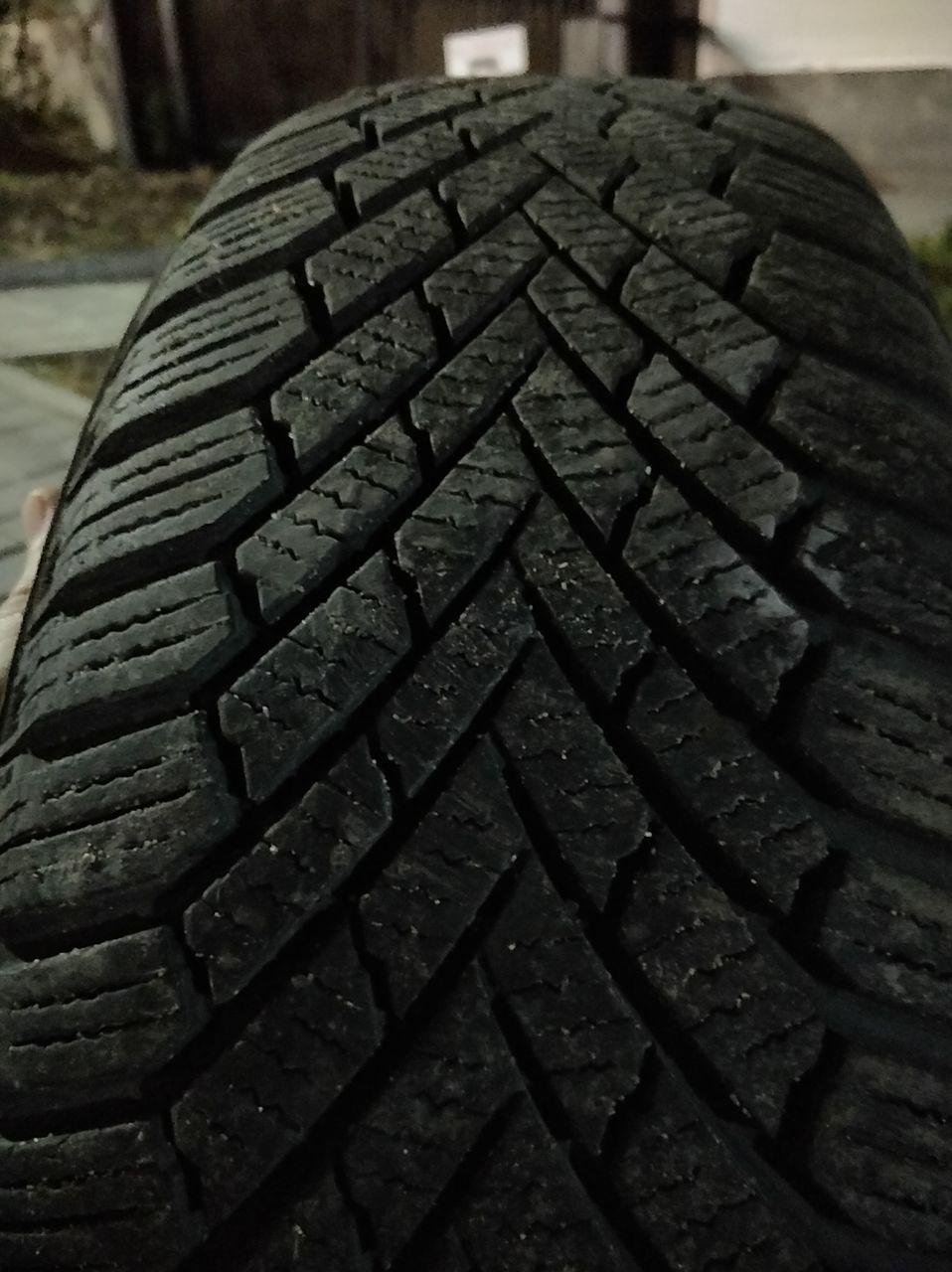 Continental 185/65 r15.