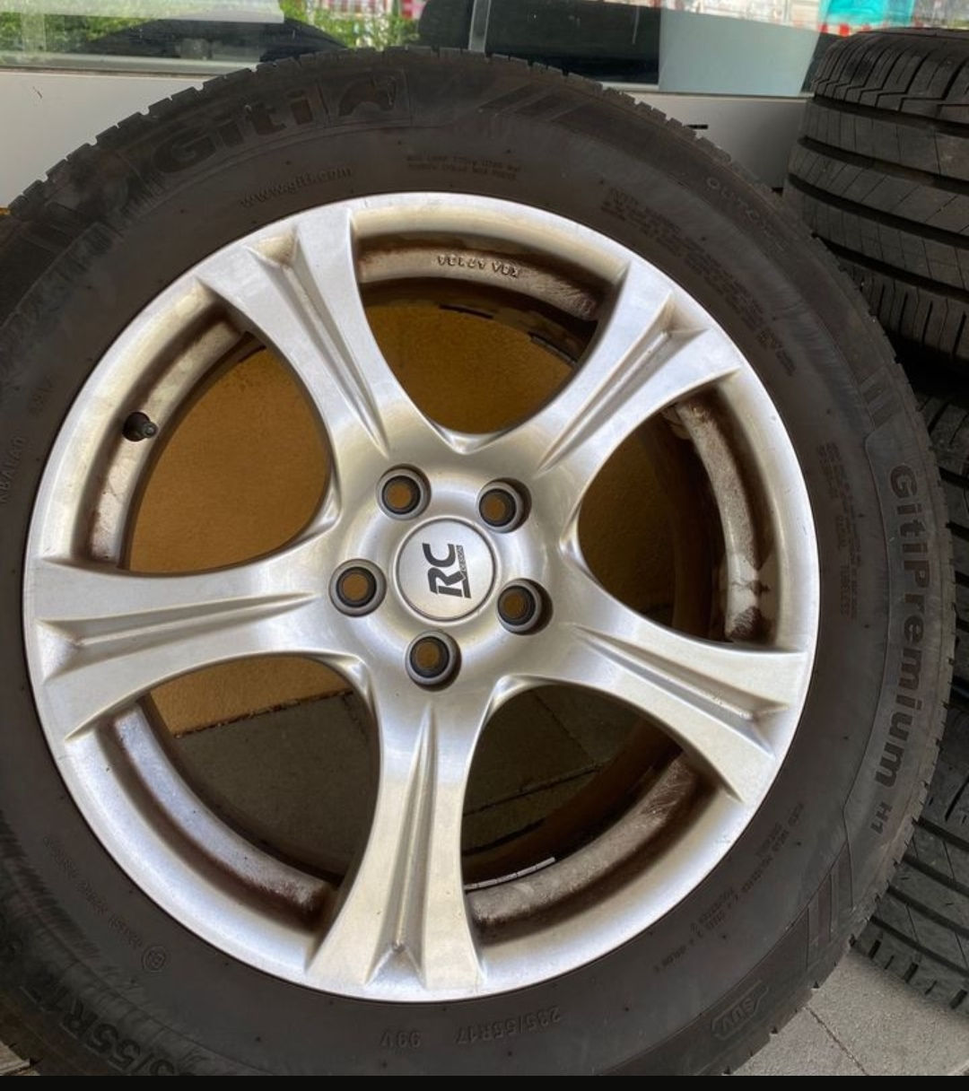 R17 5x108 ford Kuga