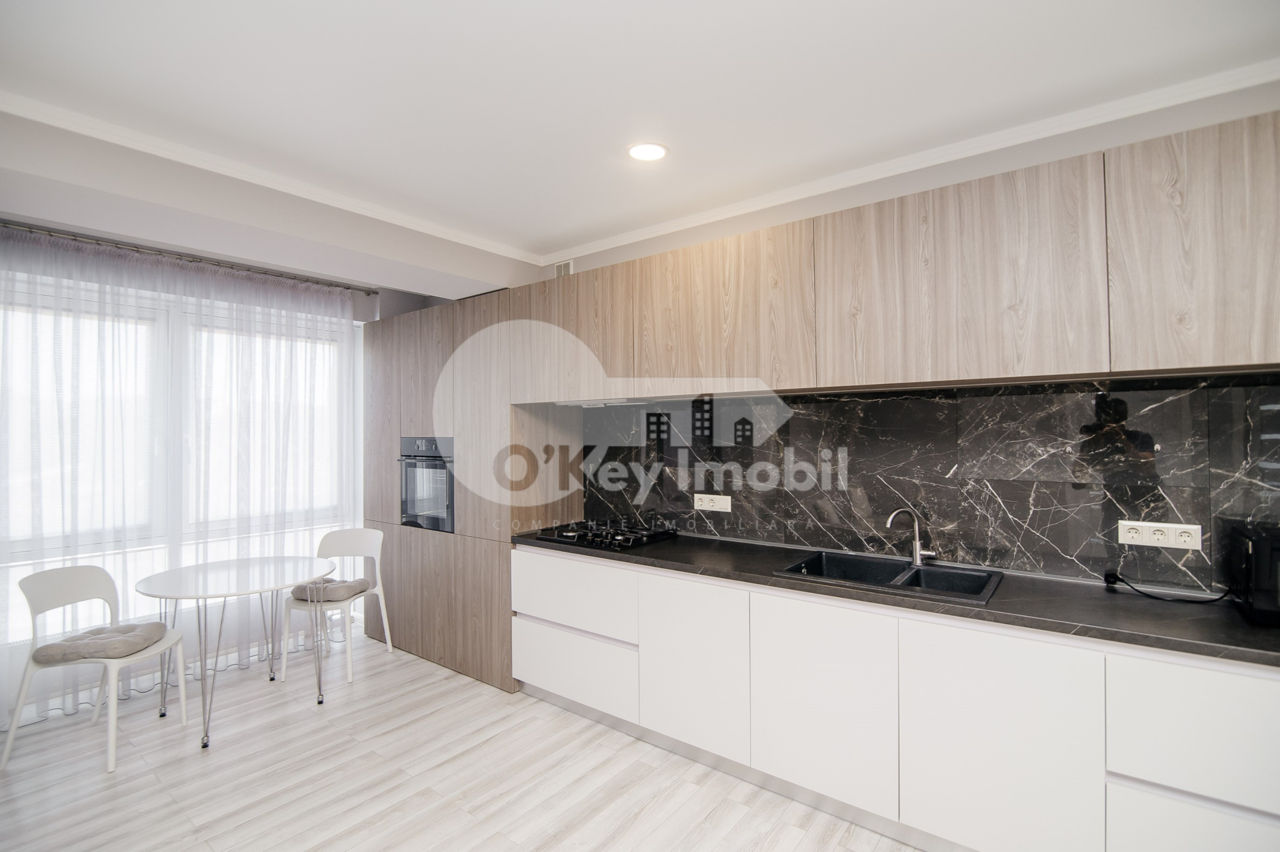 Apartament cu 2 camere, 65 m², Centru, Chișinău foto 1