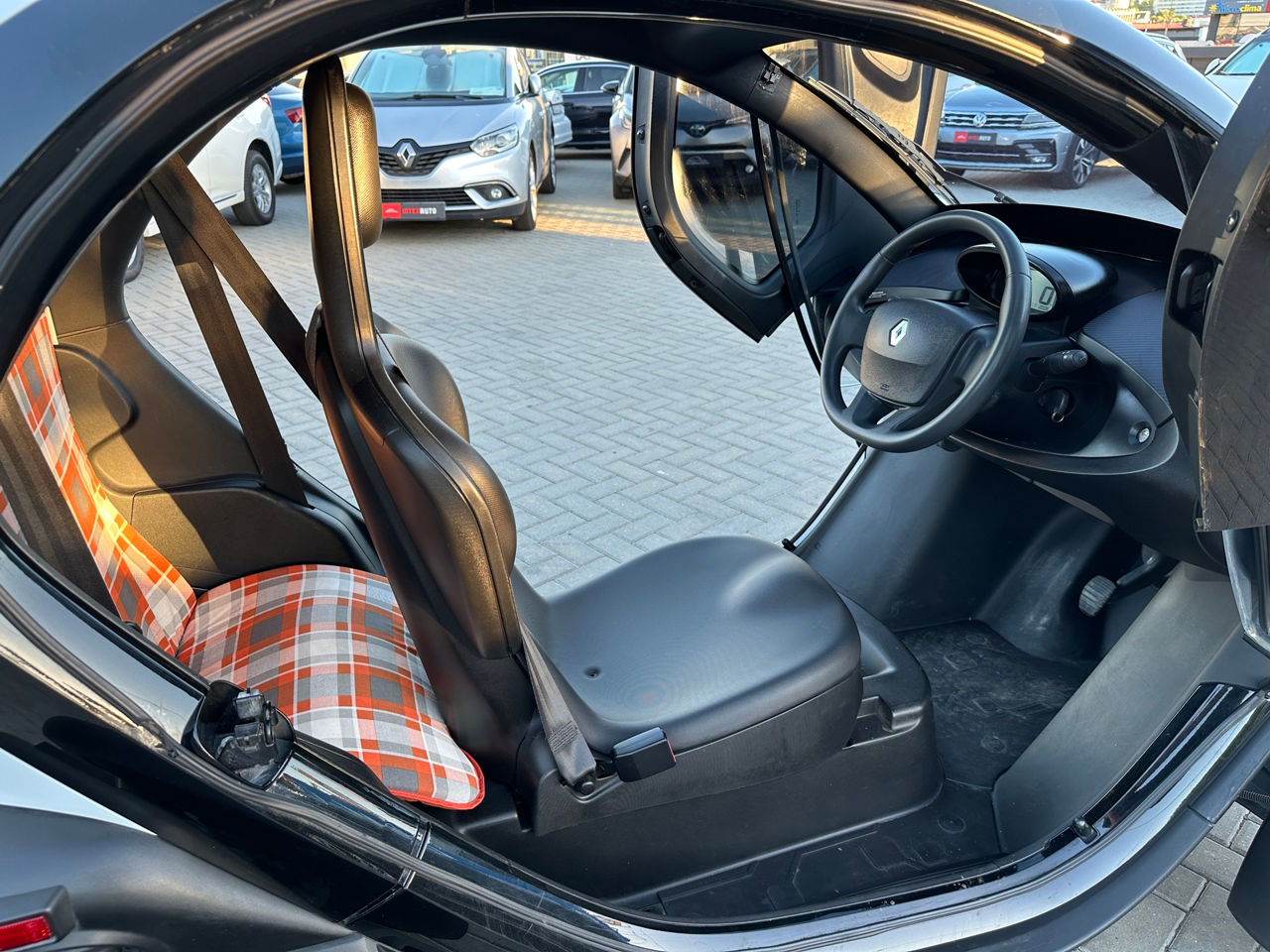 Renault Twizy фото 7