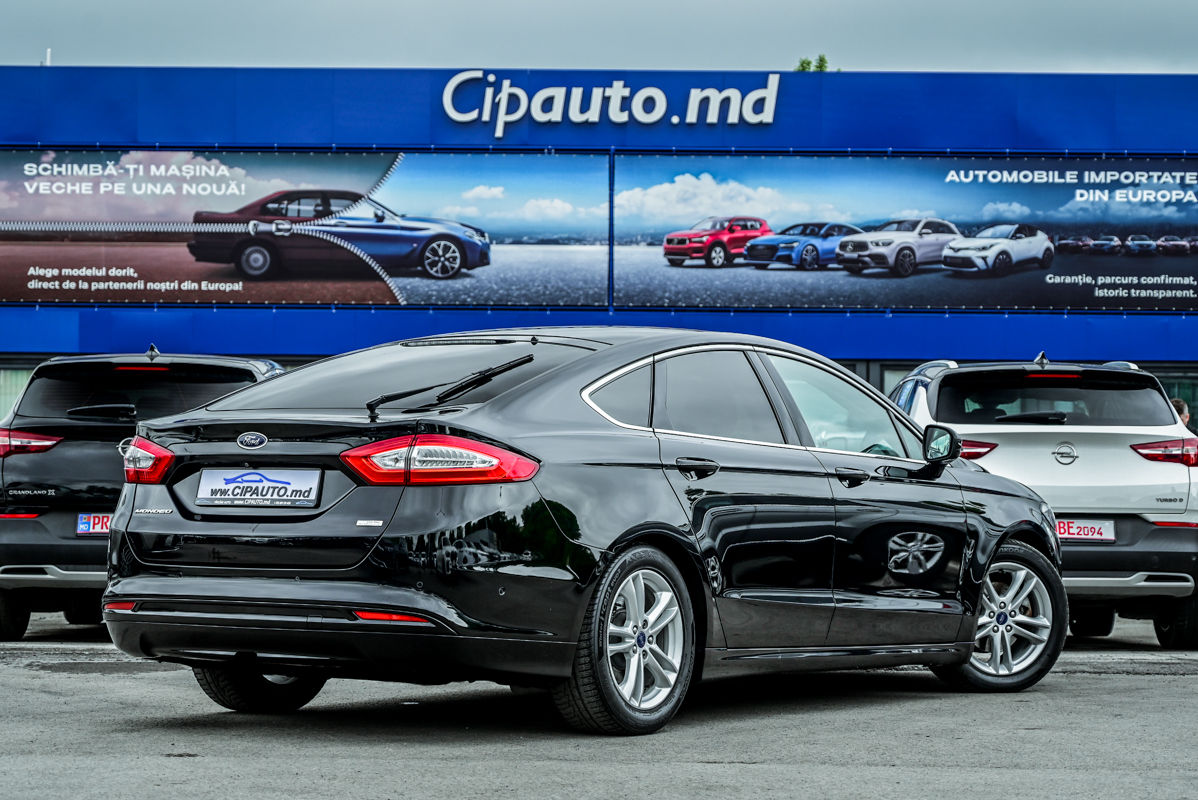 Ford Mondeo фото 1