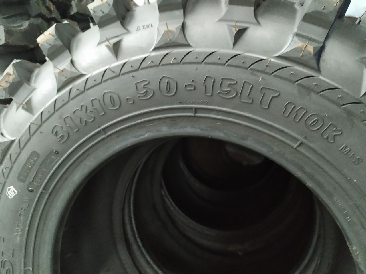 32x10.5-16 35x10.5-16 31x10.5-15  33x11.5-15 Maxxis extrim foto 7