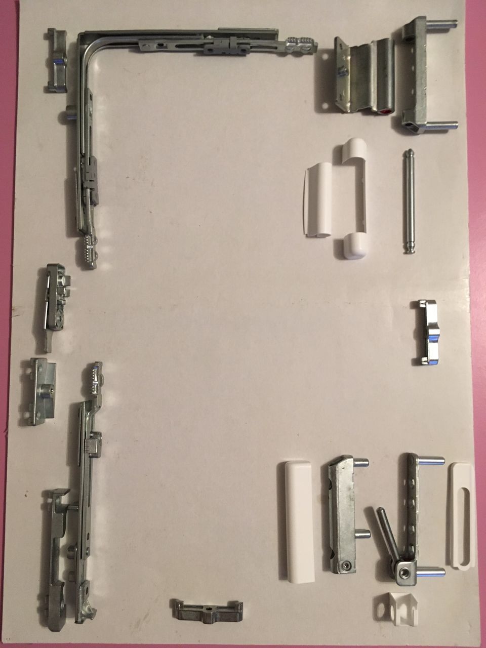 Замена фурнитуры на балконной двери на откидную 88 фото