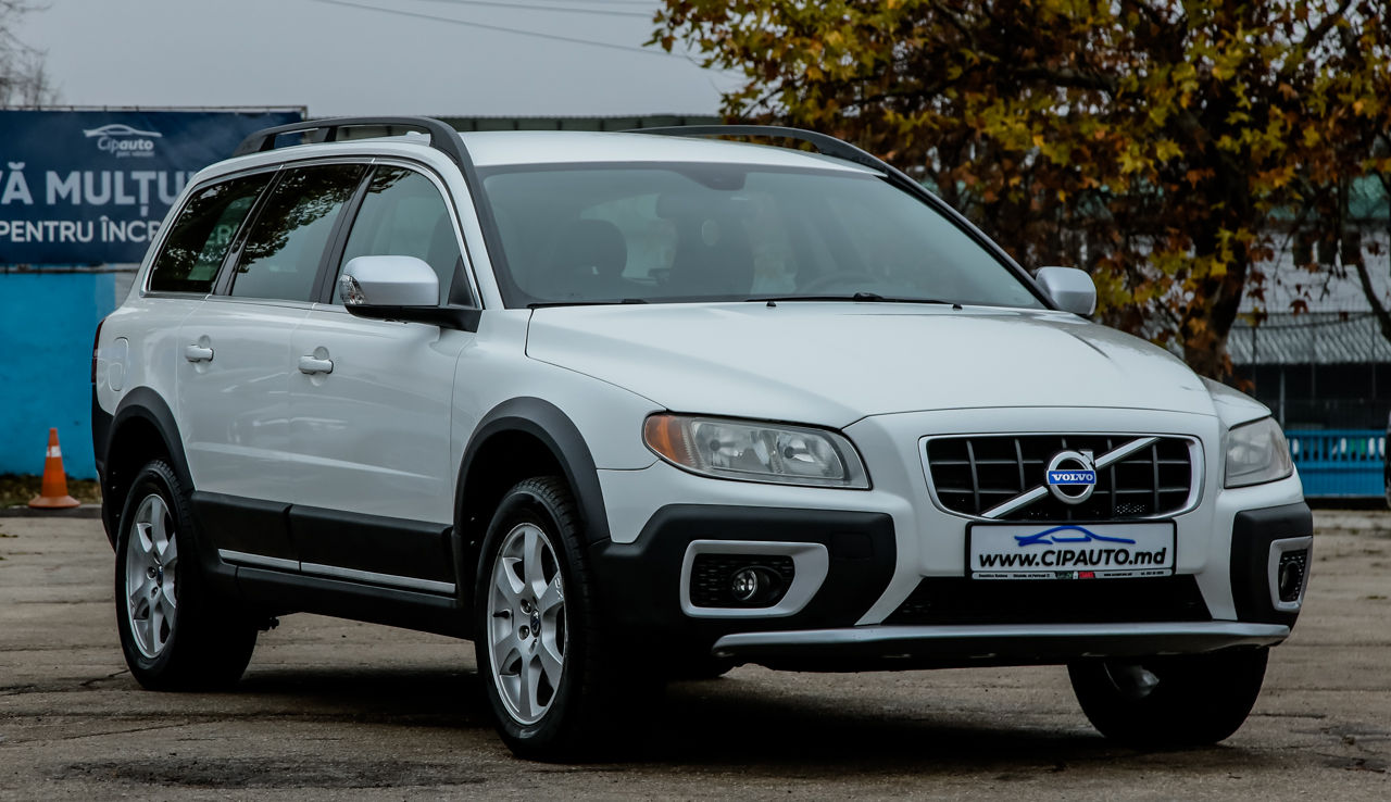 Volvo XC70 foto 1