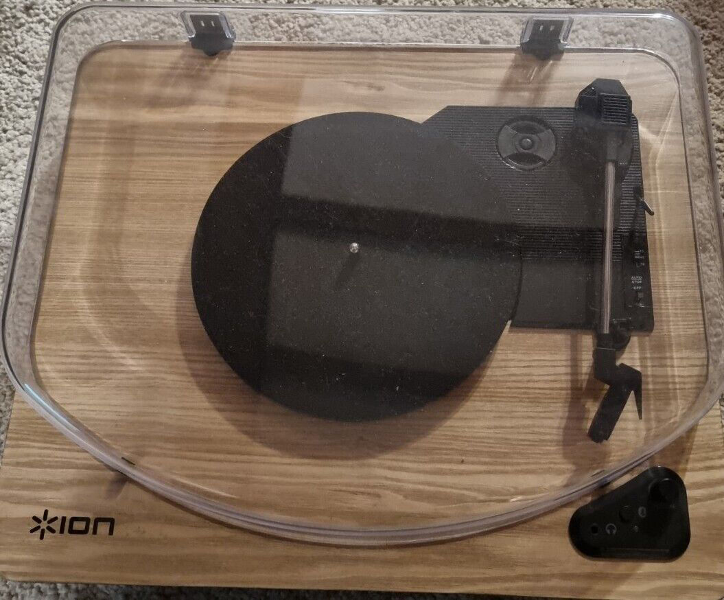 Ion USB Bluetooth Record Player фото 0