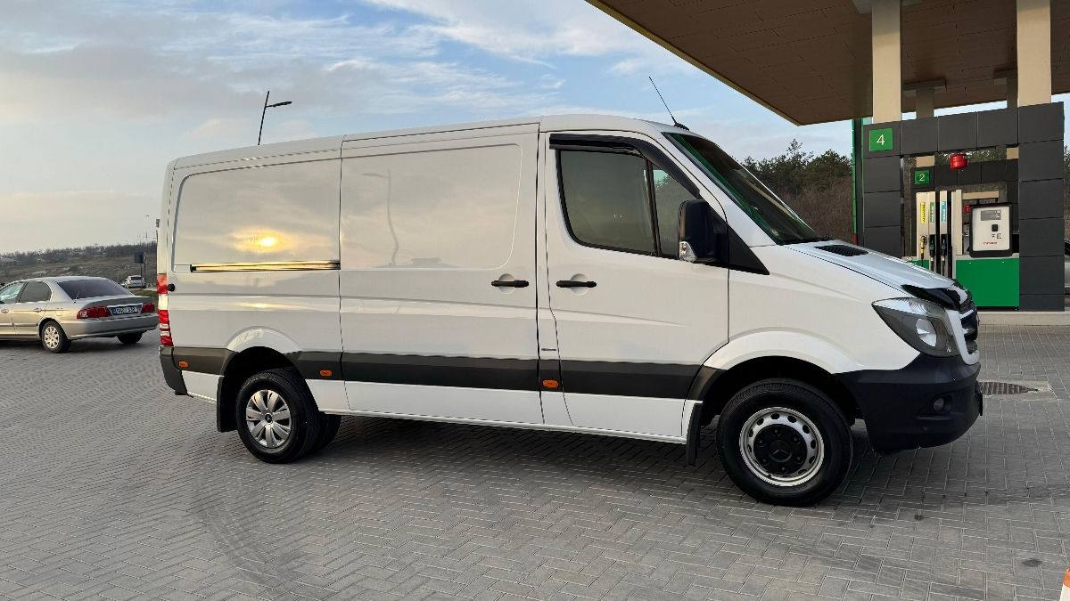 Mercedes Sprinter  519 foto 4