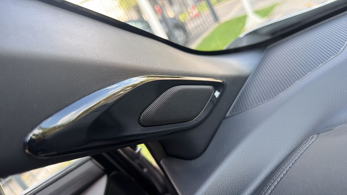 Toyota \sC-HR 2022 photo 12