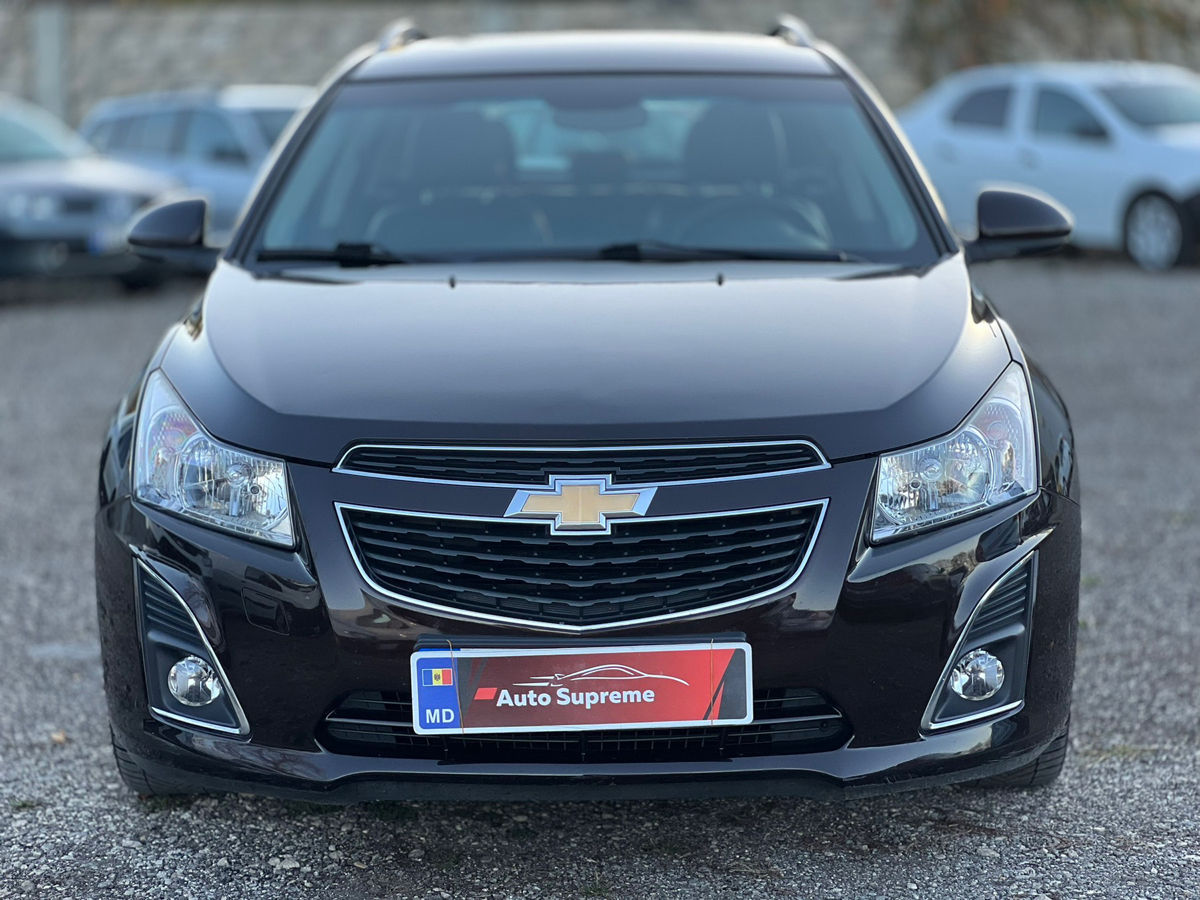 Chevrolet Cruze foto 2
