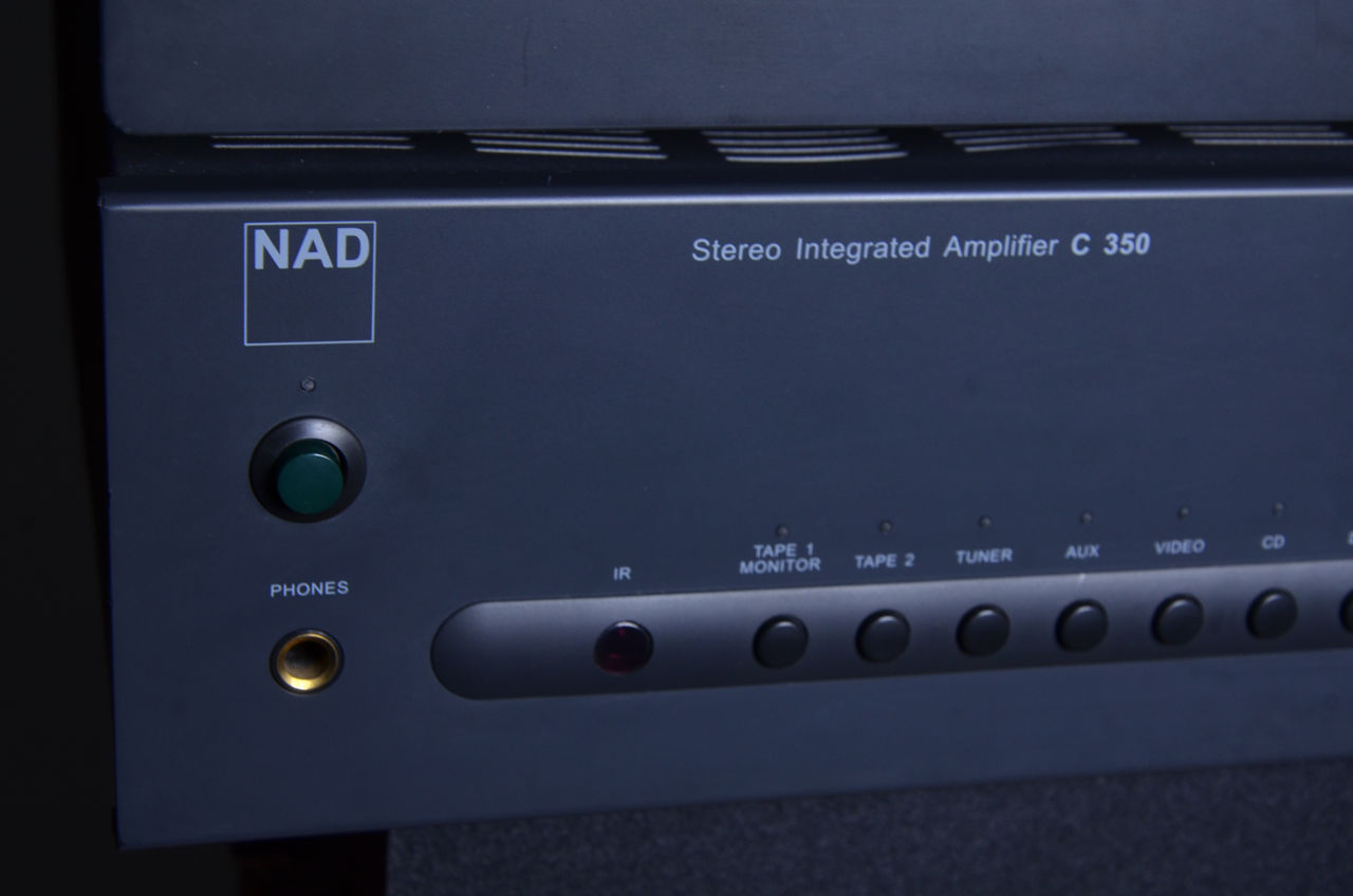 NAD Hi Fi система / NAD C350 усилитель / NAD C521 CD player / NAD C422 Stereo AM/FM / есть пластинки фото 3