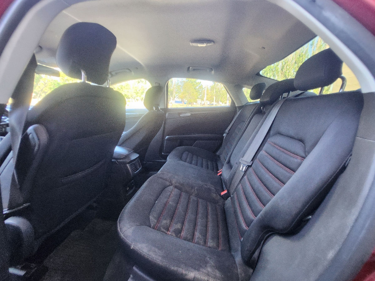 Ford Fusion фото 4