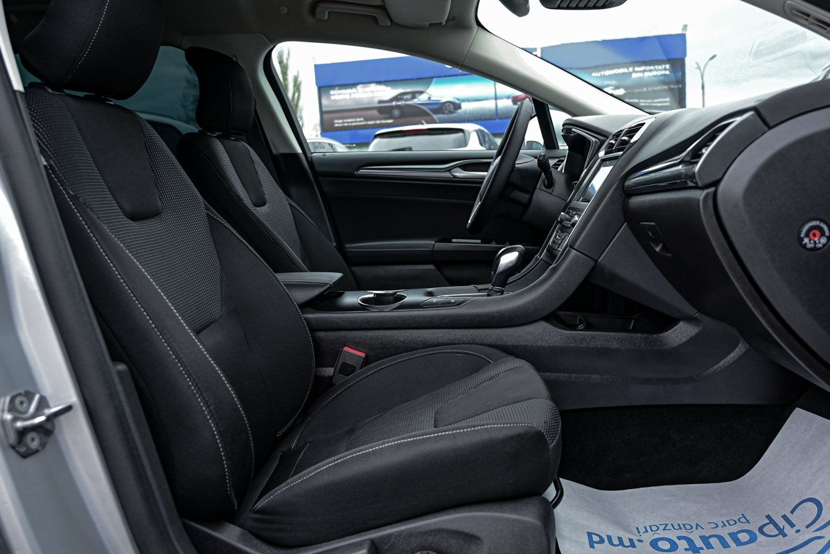 Ford Mondeo фото 7