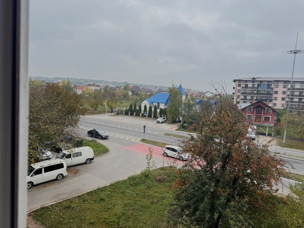 Apartament cu 3 camere, 75 m², 4 etaj