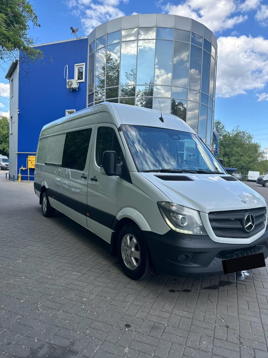 Mercedes Sprinter foto 1