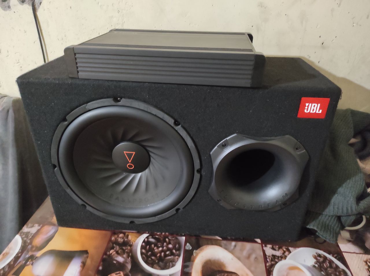 Буфер JBL 2500 лей