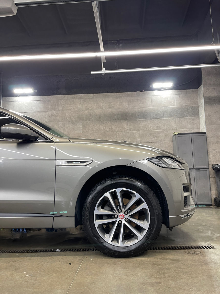 Jaguar F-PACE foto 6