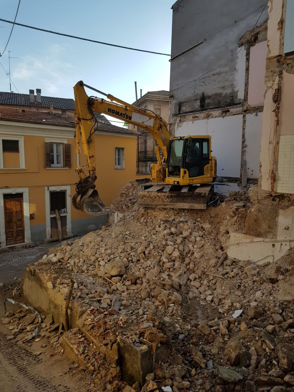 Demolari constructii cu ciocan hidraulic foto 7