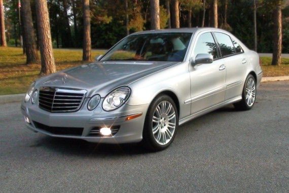 Mercedes E Class foto 0