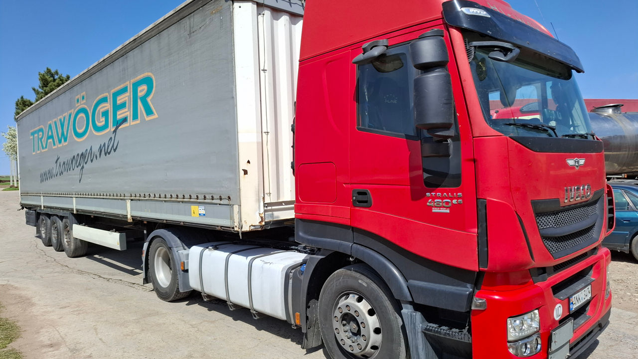 Iveco STRALIS foto 1