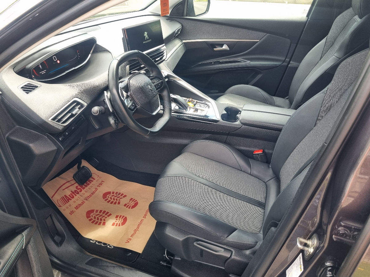Peugeot 5008 2022 photo 10