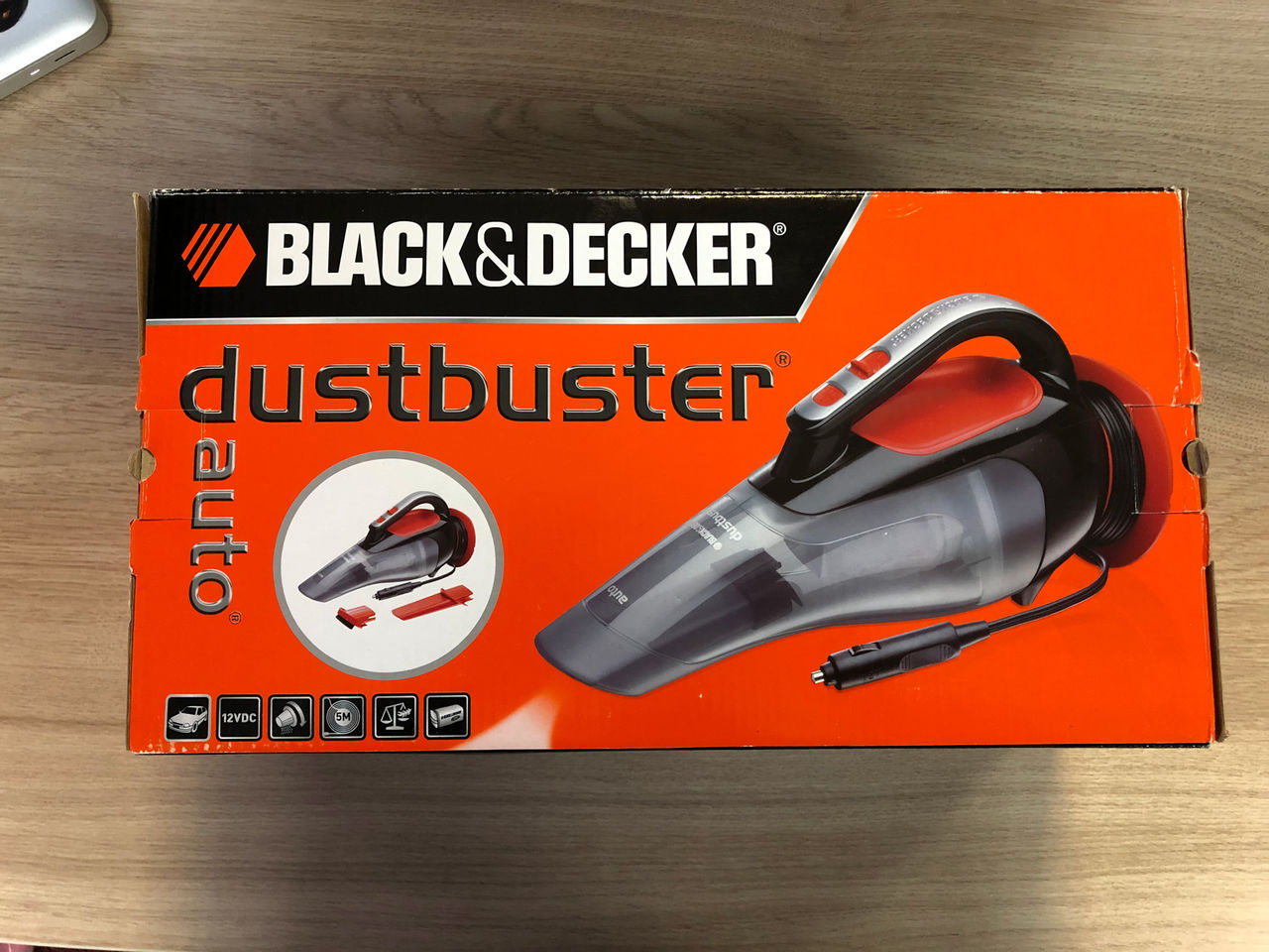 Aspirator Auto Black Decker nou