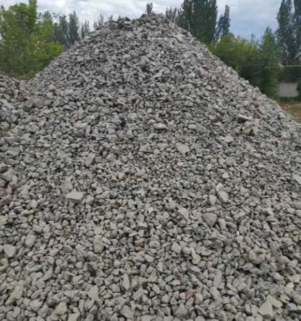 Pietris pentru drumuri, piatra din beton concasat, дроблённый бетон. foto 0