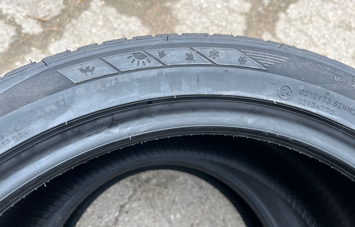 255/40 R18 Tracmax Allseason Trac Saver (4 seasons)/ Доставка, livrare toata Moldova foto 5