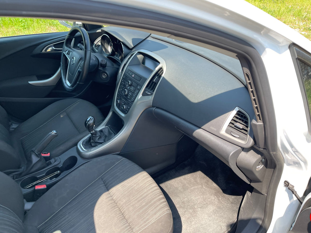 Chirie auto in Balti 12 euro reduceri total la maxim!!! foto 8