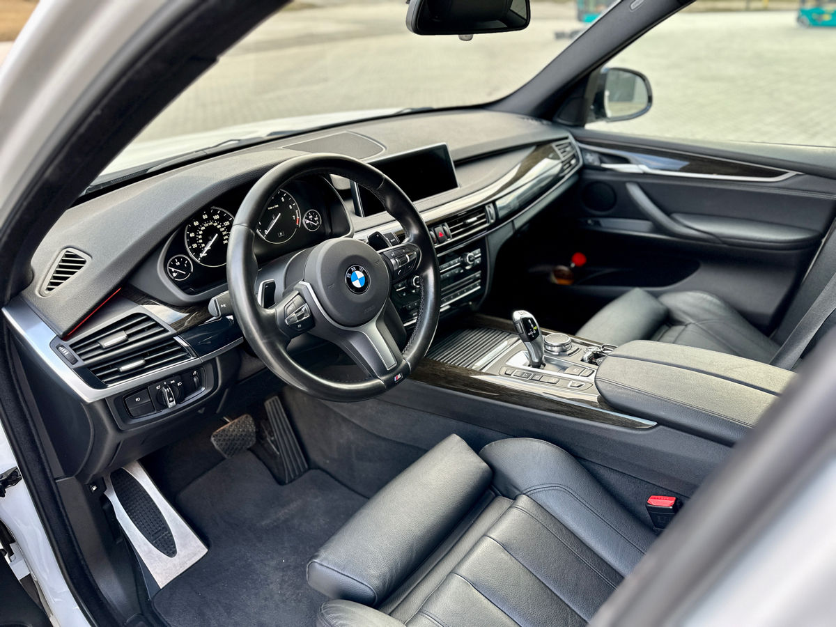 BMW X5 фото 6