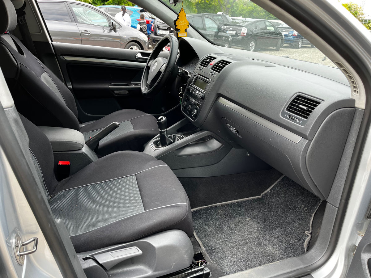 Volkswagen Golf foto 6