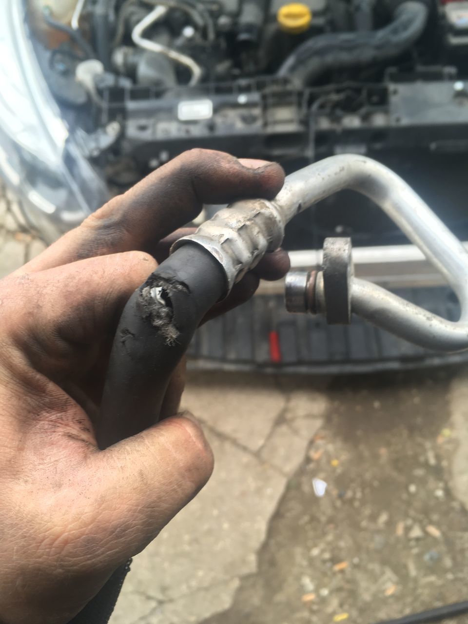 Заправка автокондиционера фреоном ot 250 lei, alimentare conditioner auto cu freon foto 6