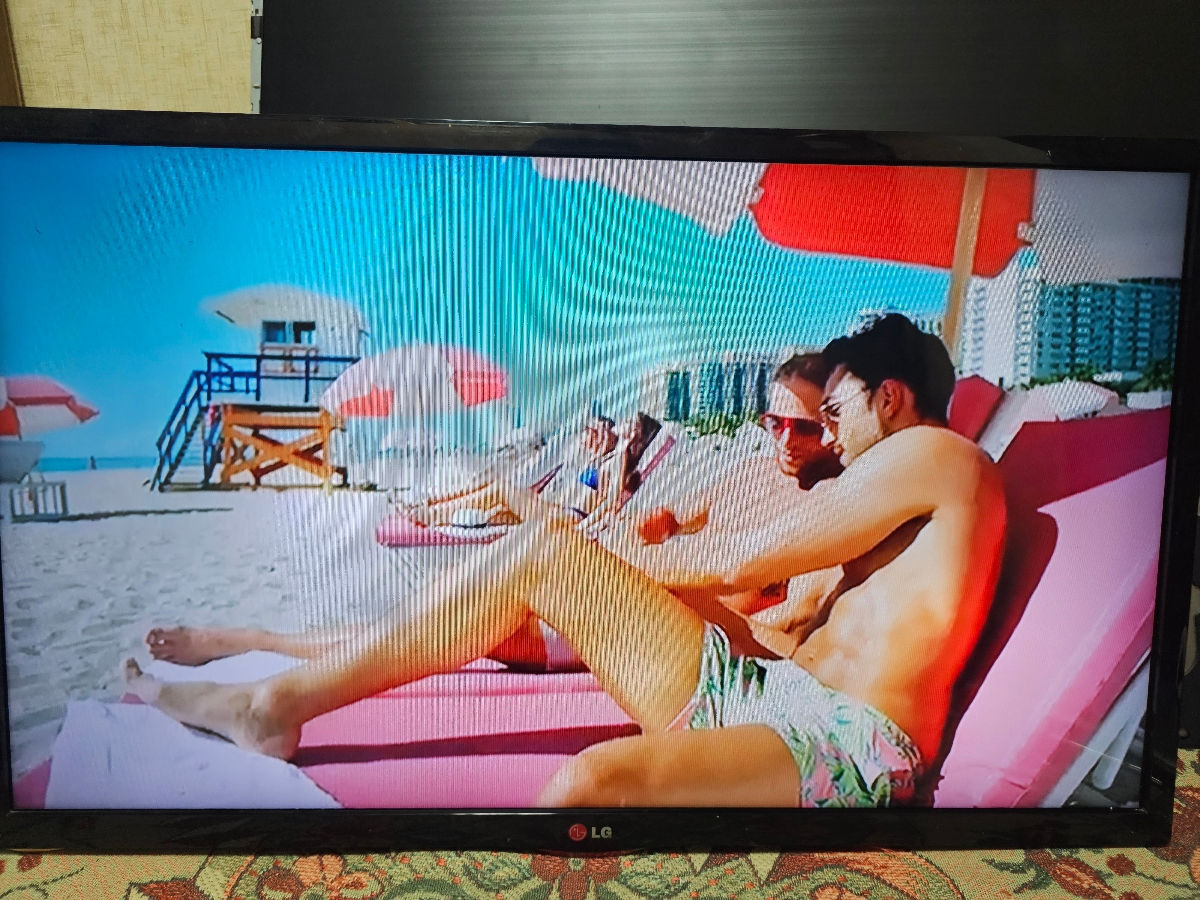 LED Televizor LG diagonala 32" (82cm) foto 4