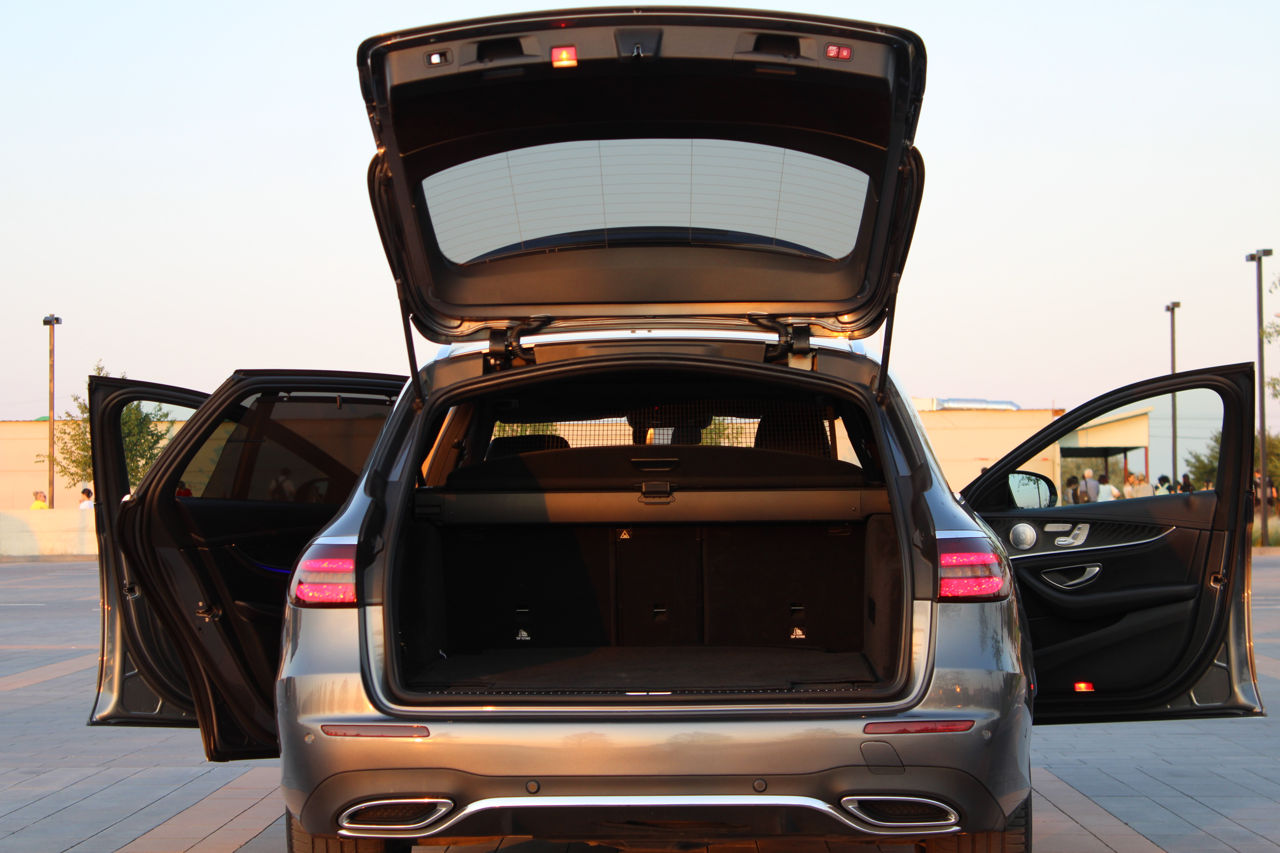 Mercedes E-Class фото 5